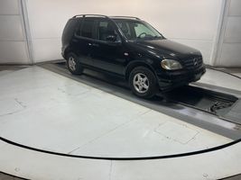 2000 MERCEDES-BENZ M CLASS ML320