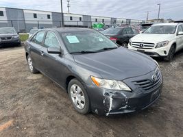 2009 TOYOTA CAMRY LE