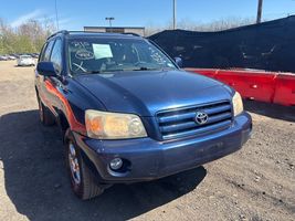 2005 TOYOTA HIGHLANDER 