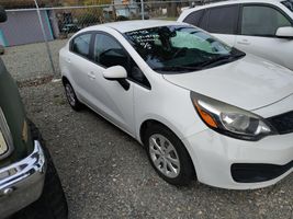 2015 KIA RIO LX