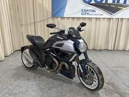 2013 DUCATI DIAVEL 