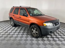 2005 FORD ESCAPE XLS