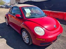 2008 VOLKSWAGEN NEW BEETLE 