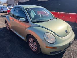 2008 VOLKSWAGEN NEW BEETLE S