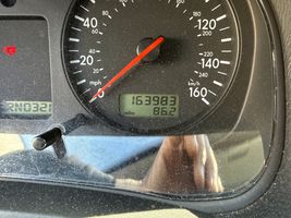 2002 VOLKSWAGEN JETTA GL