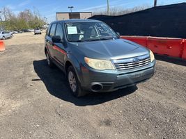 2009 SUBARU FORESTER X