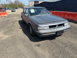 1990 OLDSMOBILE CIERA S