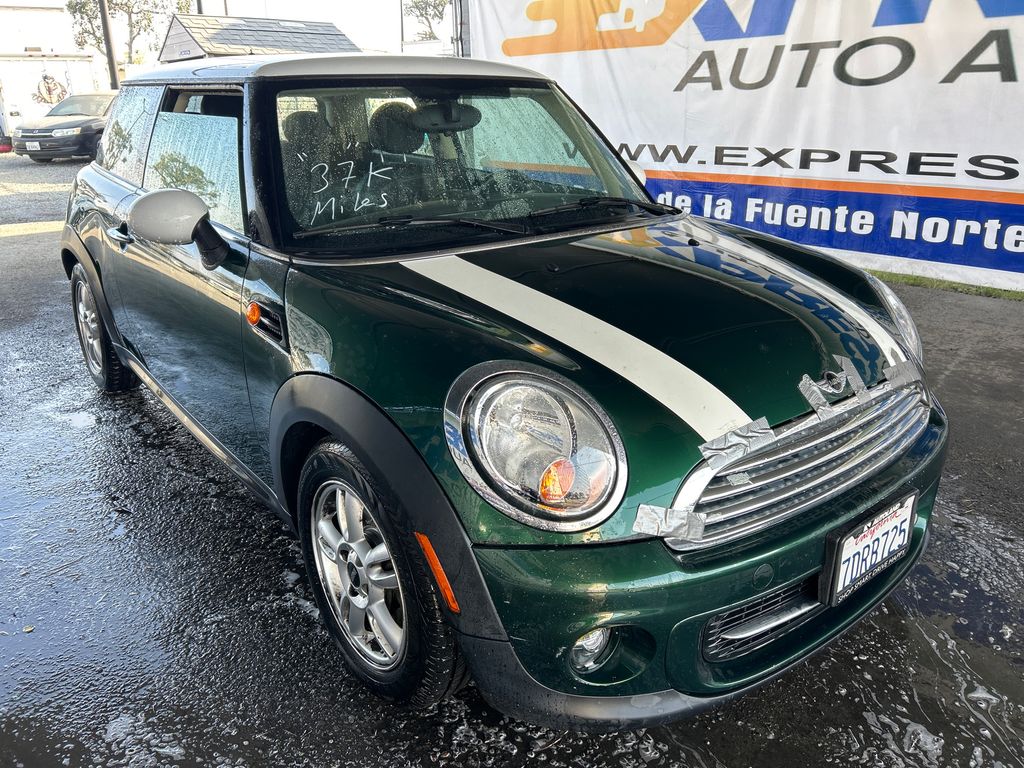 2013 MINI COOPER