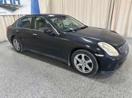 2004 INFINITI G35 