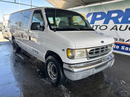 1999 FORD E350 VANS XL