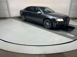 2007 AUDI S8 QUATTRO