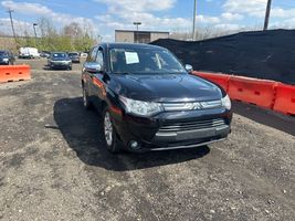 2014 MITSUBISHI OUTLANDER SE