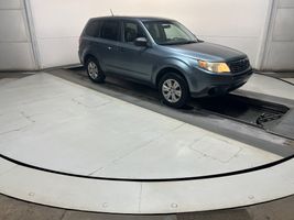 2009 SUBARU FORESTER X