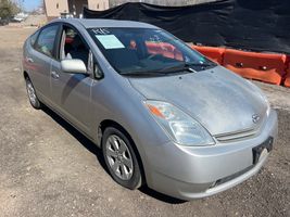 2005 TOYOTA PRIUS 