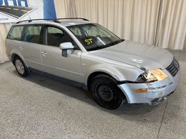 2003 VOLKSWAGEN PASSAT GL