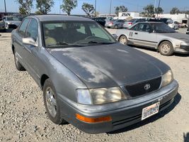 1997 TOYOTA AVALON XL