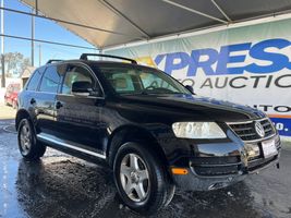 2005 VOLKSWAGEN TOUAREG 