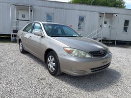 2003 TOYOTA CAMRY LE