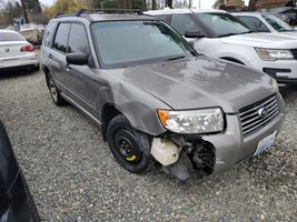 2006 SUBARU FORESTER X