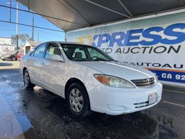2002 TOYOTA CAMRY LE