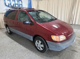 1999 TOYOTA SIENNA CE