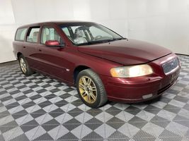 2006 VOLVO V70 BASE