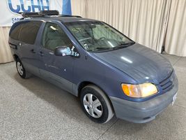 2001 TOYOTA SIENNA CE