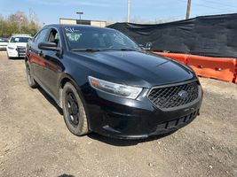 2018 FORD TAURUS SE