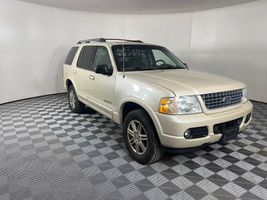 2005 FORD EXPLORER LIMITED