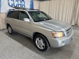 2007 TOYOTA HIGHLANDER BASE