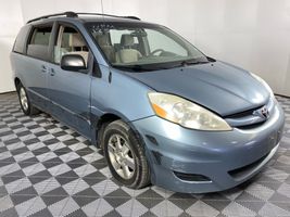 2008 TOYOTA SIENNA CE