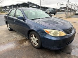 2002 TOYOTA CAMRY LE