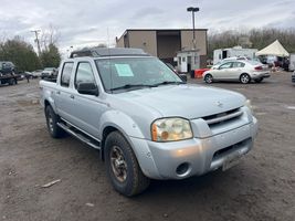2003 NISSAN FRONTIER XE