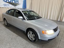 2000 VOLKSWAGEN PASSAT GLX