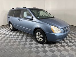 2010 KIA SEDONA BASE
