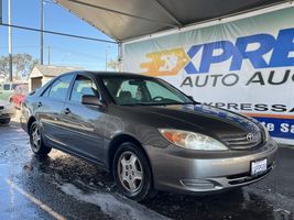 2002 TOYOTA CAMRY LE