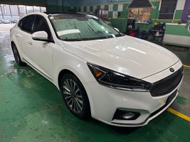 2017 KIA CADENZA