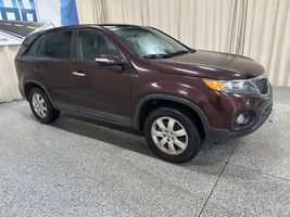 2013 KIA SORENTO LX