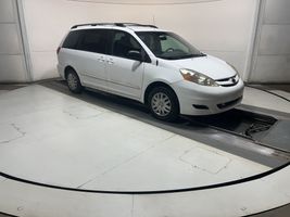 2006 TOYOTA SIENNA LE 7 PASSENGER