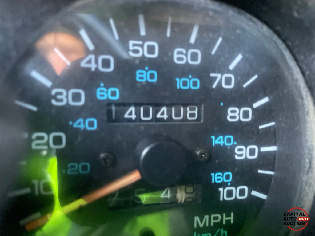 1995 JEEP WRANGLER 4