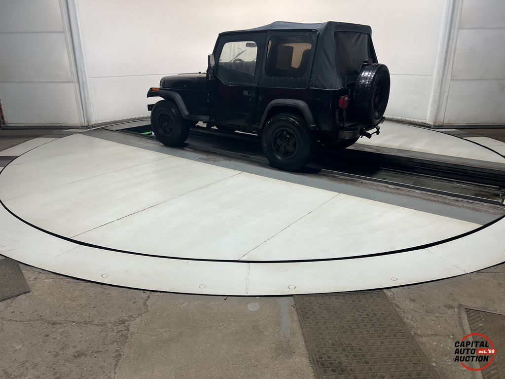 1995 JEEP WRANGLER 2
