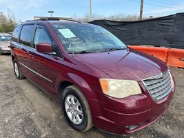 2009 CHRYSLER TOWN & COUNTRY TOURING 