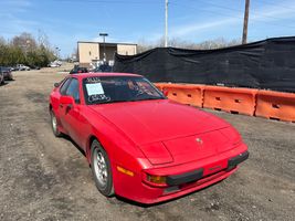 1986 PORSCHE 944 