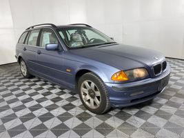 2001 BMW 3-SERIES 325I
