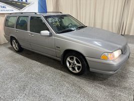 1998 VOLVO V70 BASE