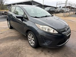 2011 FORD FIESTA SE