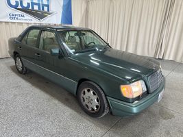 1994 MERCEDES-BENZ E CLASS E420