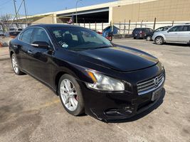 2011 NISSAN MAXIMA S