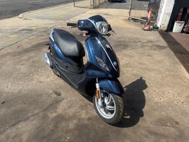 2018 PIAGGIO FLY 