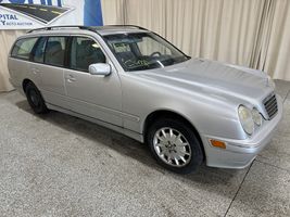 2002 MERCEDES-BENZ E CLASS E320